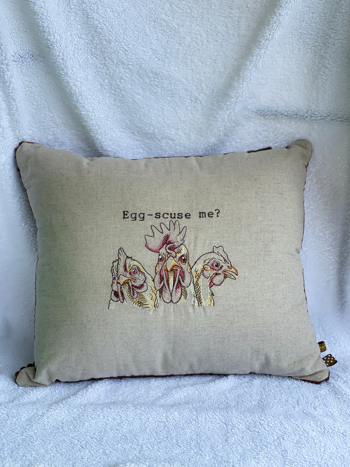 Egg-scuse me? - Feathered Friends